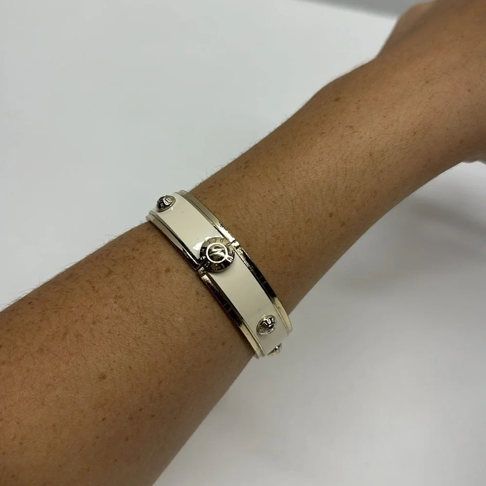 Henri Bendel Metal Bangle Bracelet Enamel Silver Tone White 3D Circle Accents OS